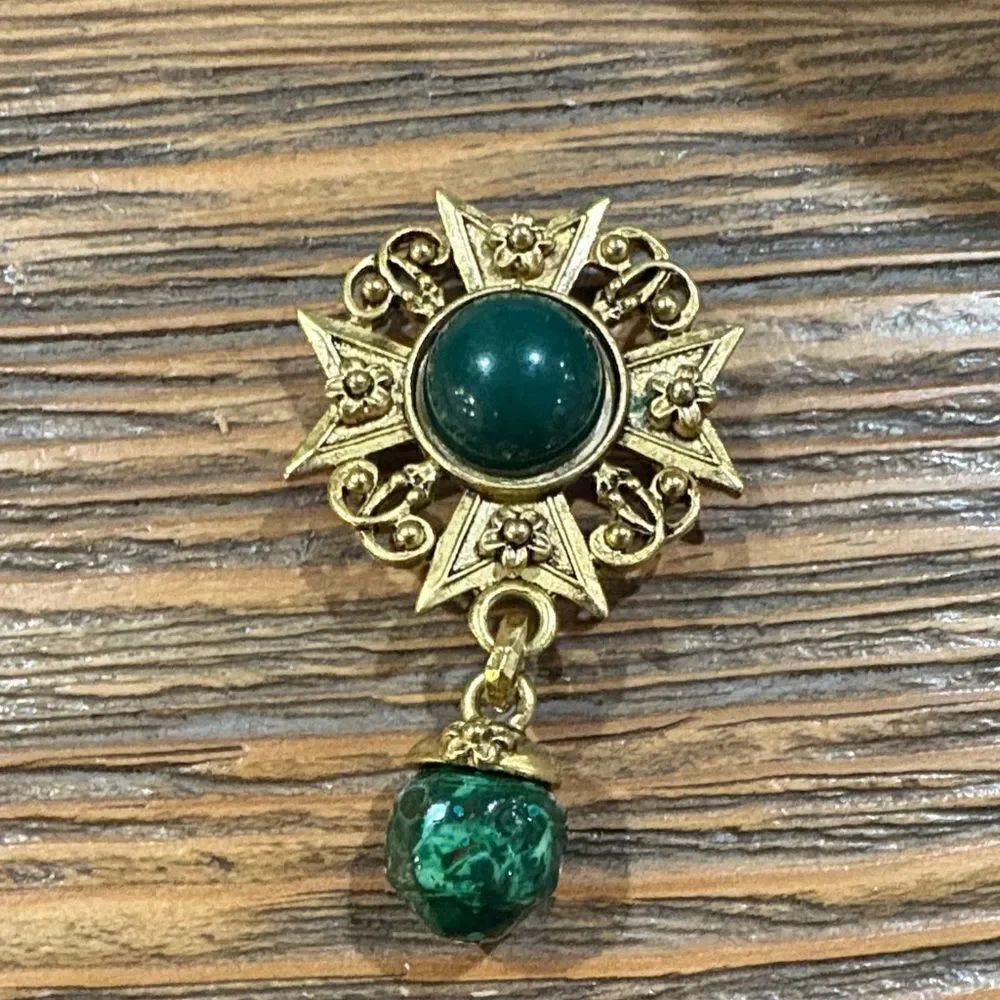 Vintage Gold and Green Starburst Brooch